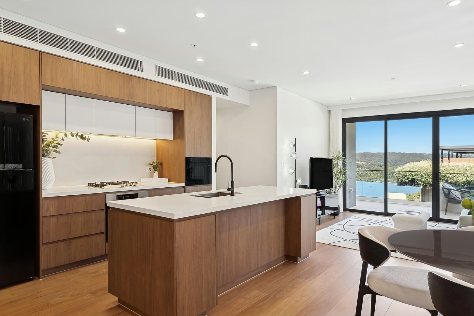408/89B John Whiteway Drive, GOSFORD, Gosford - Thumbnail 5