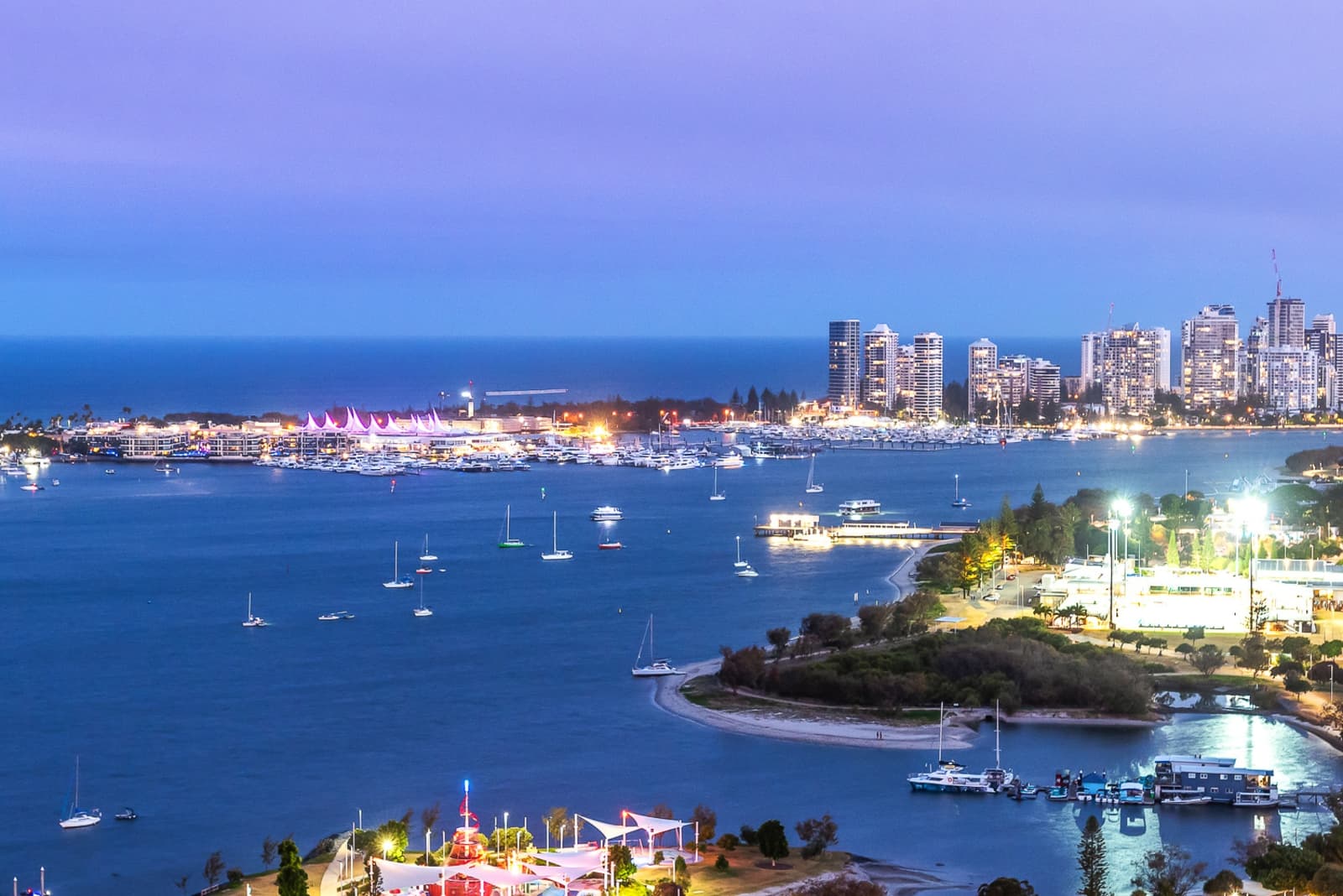 1283/165 Marine Parade, SOUTHPORT, Southport - Thumbnail 5