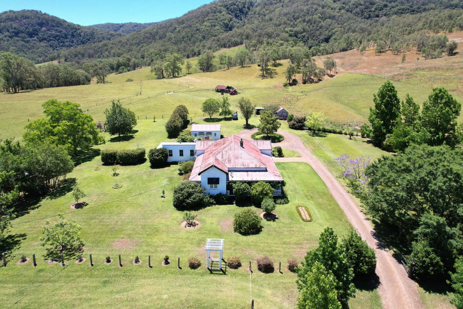 147 Rosses Road, GLOUCESTER, Gloucester - Thumbnail 2