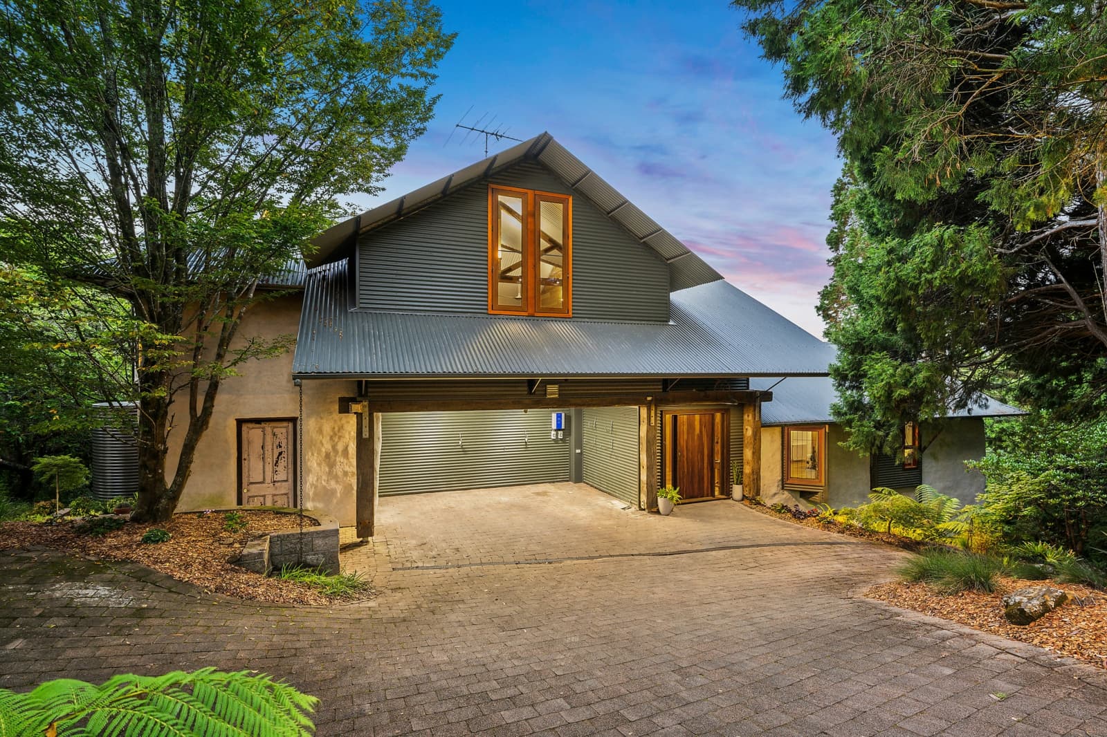 15-17 Angel Street, WENTWORTH FALLS, Wentworth Falls - Thumbnail 2
