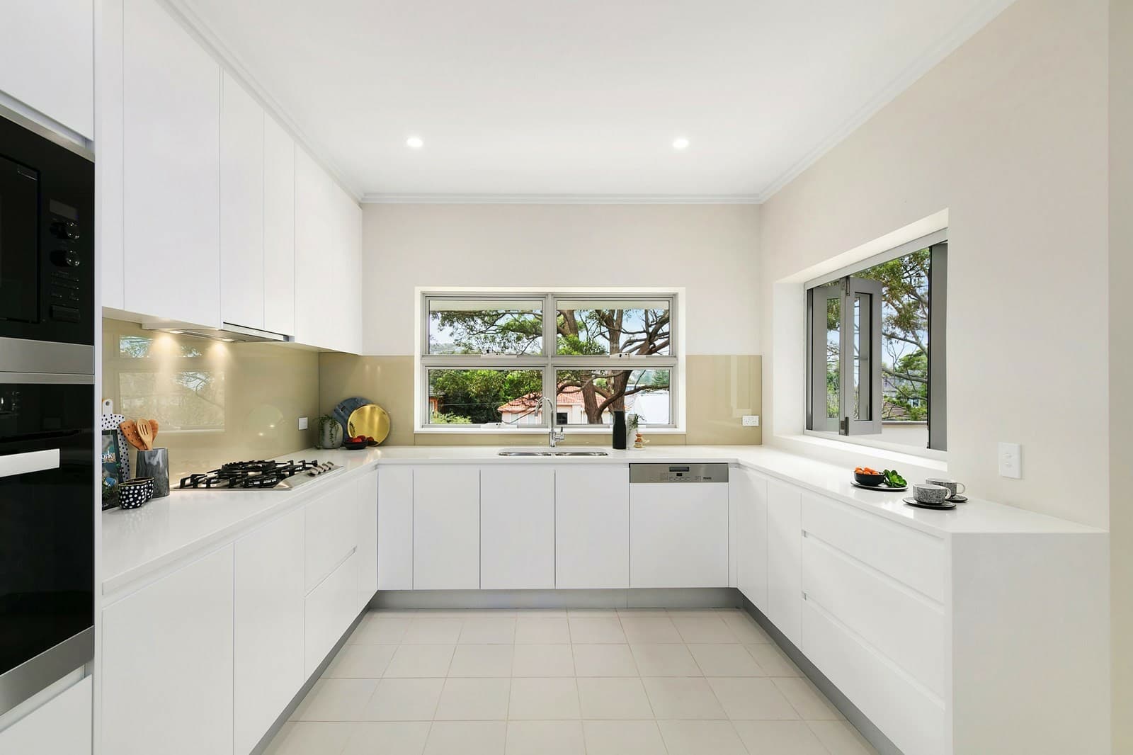 3/5 Trevor Road, NEWPORT, Newport - Thumbnail 2