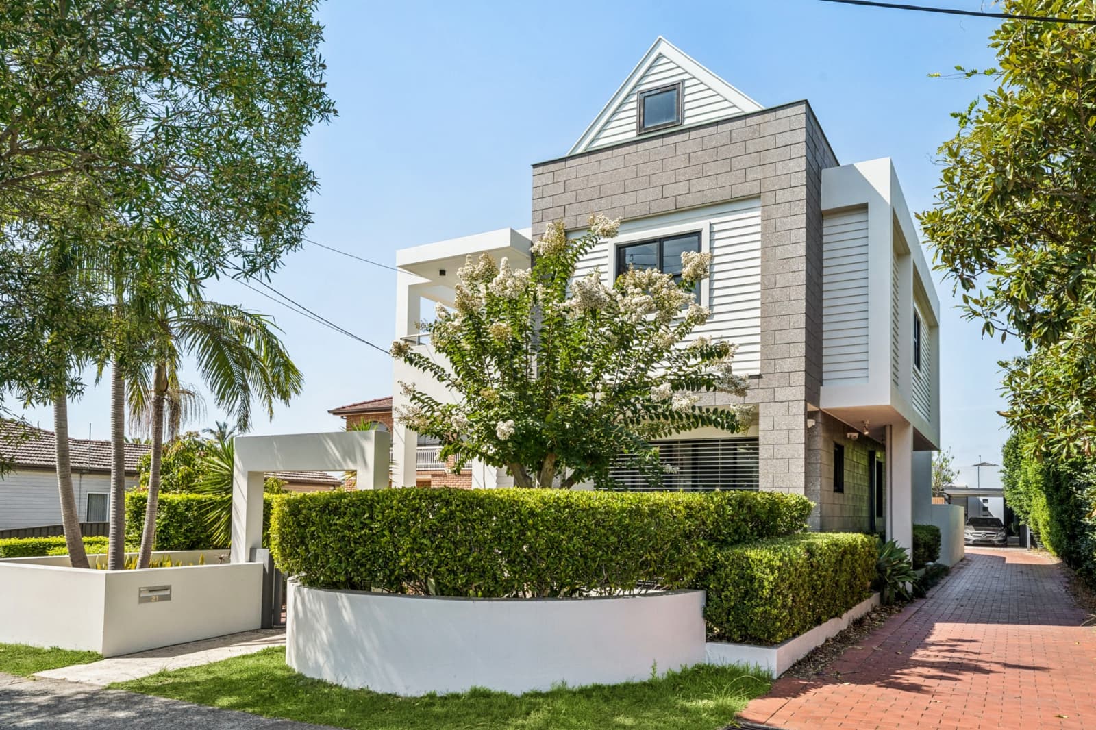 21 Russell Avenue, SANS SOUCI, Sans Souci - Thumbnail 4