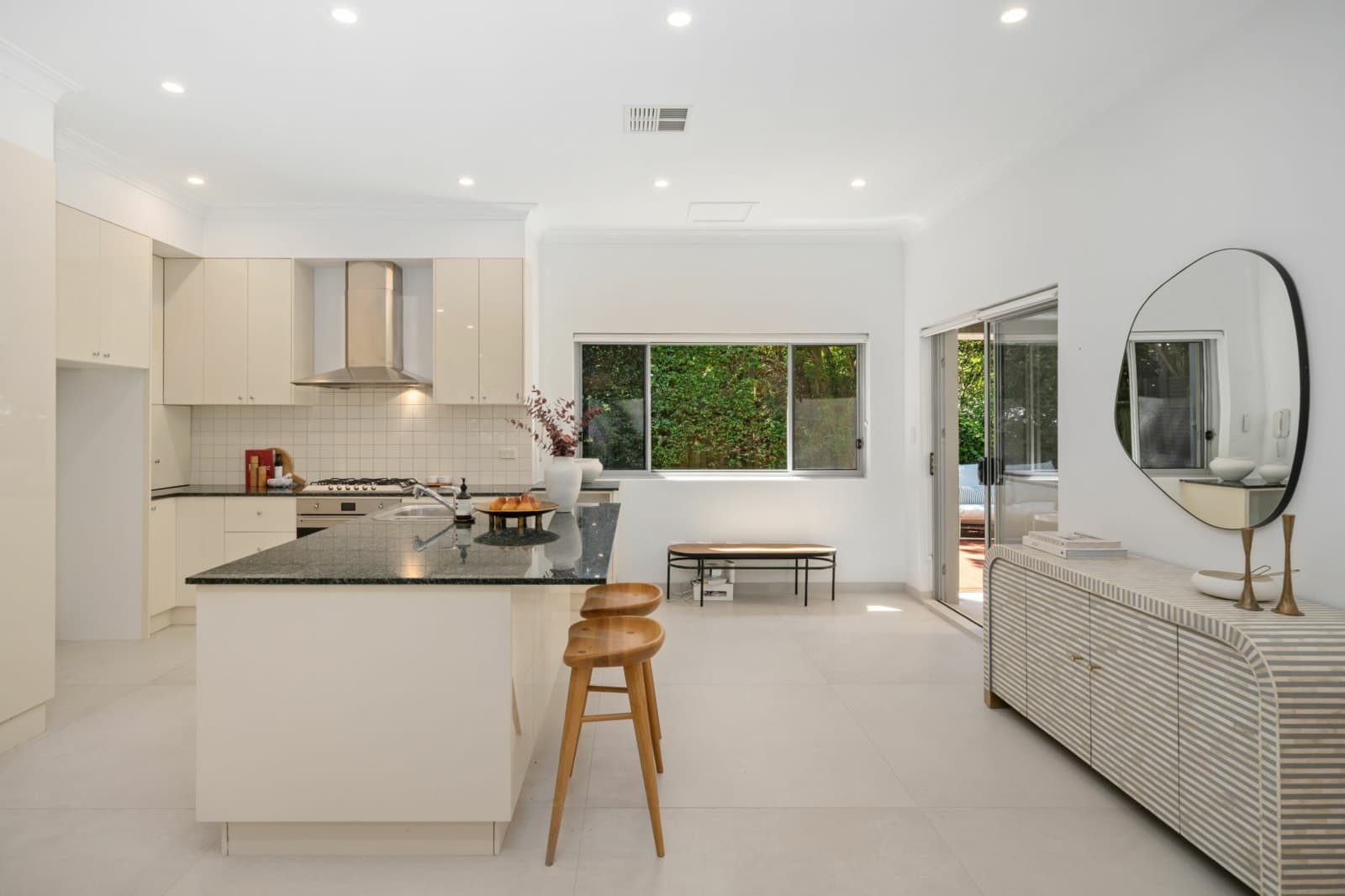 265A High Street,Willoughby, Willoughby - Thumbnail 5
