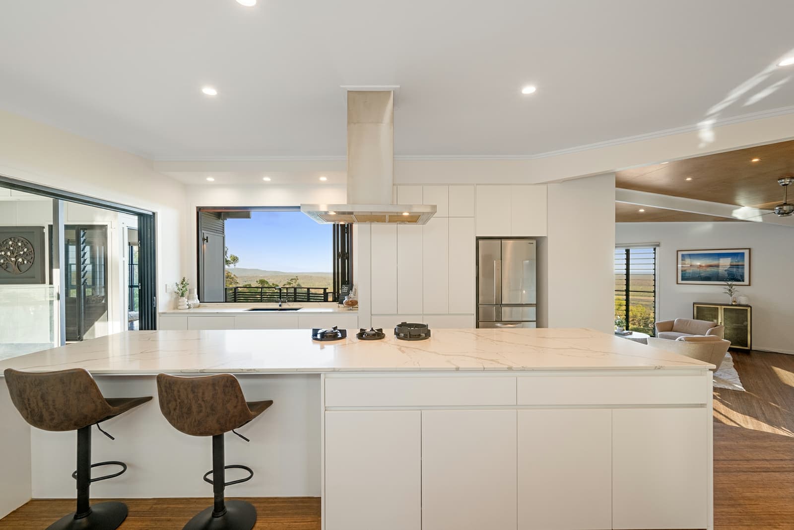 6 Mason Court, SAMSONVALE, Samsonvale - Thumbnail 4