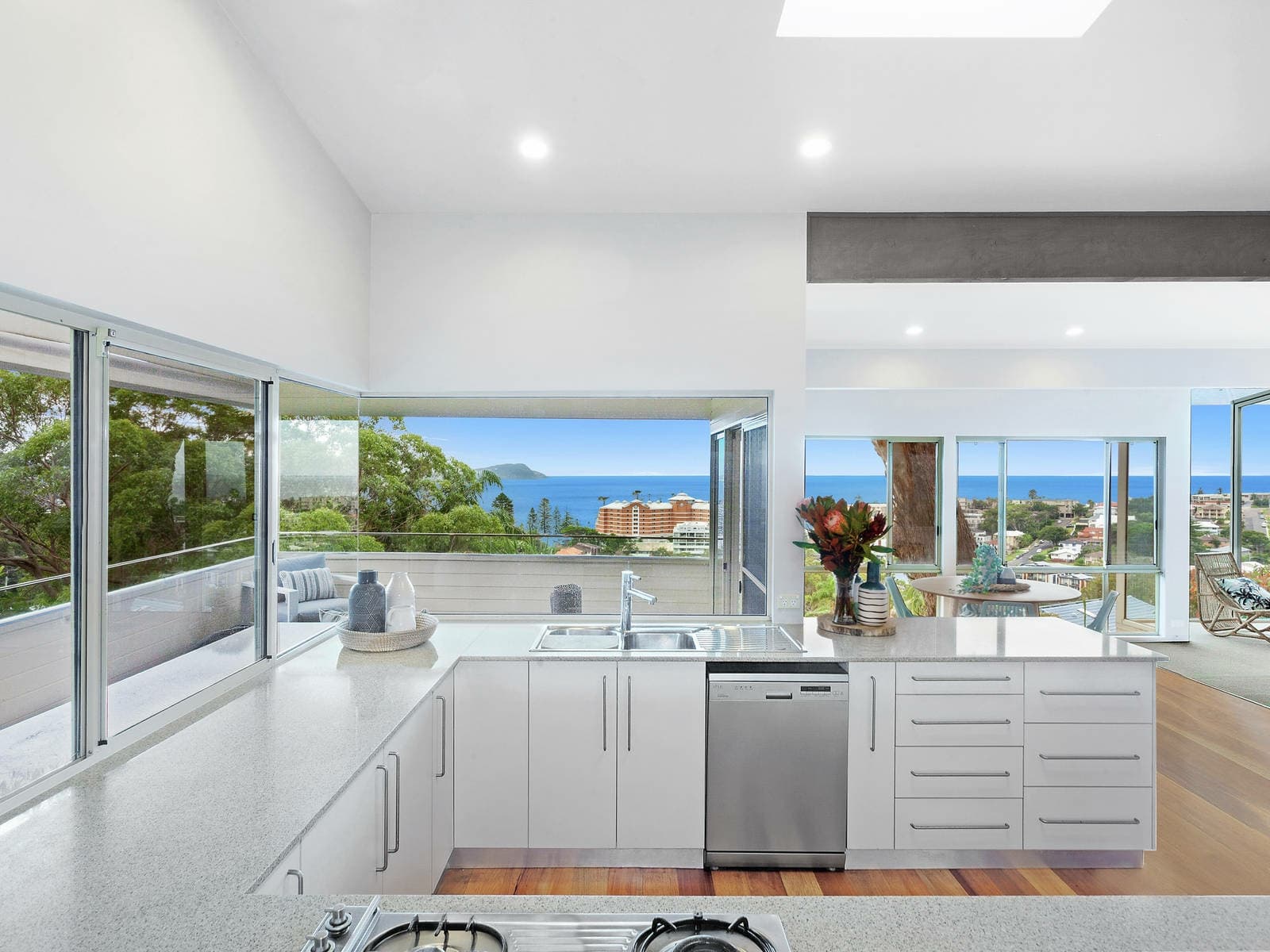 47-49 Kurrawyba Avenue, TERRIGAL, Terrigal - Thumbnail 3