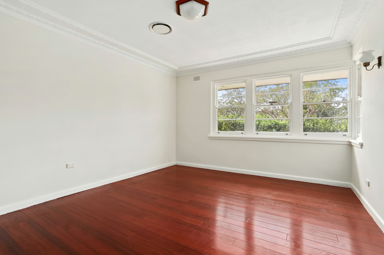 2 Woodward Avenue, STRATHFIELD, Strathfield - Thumbnail 7