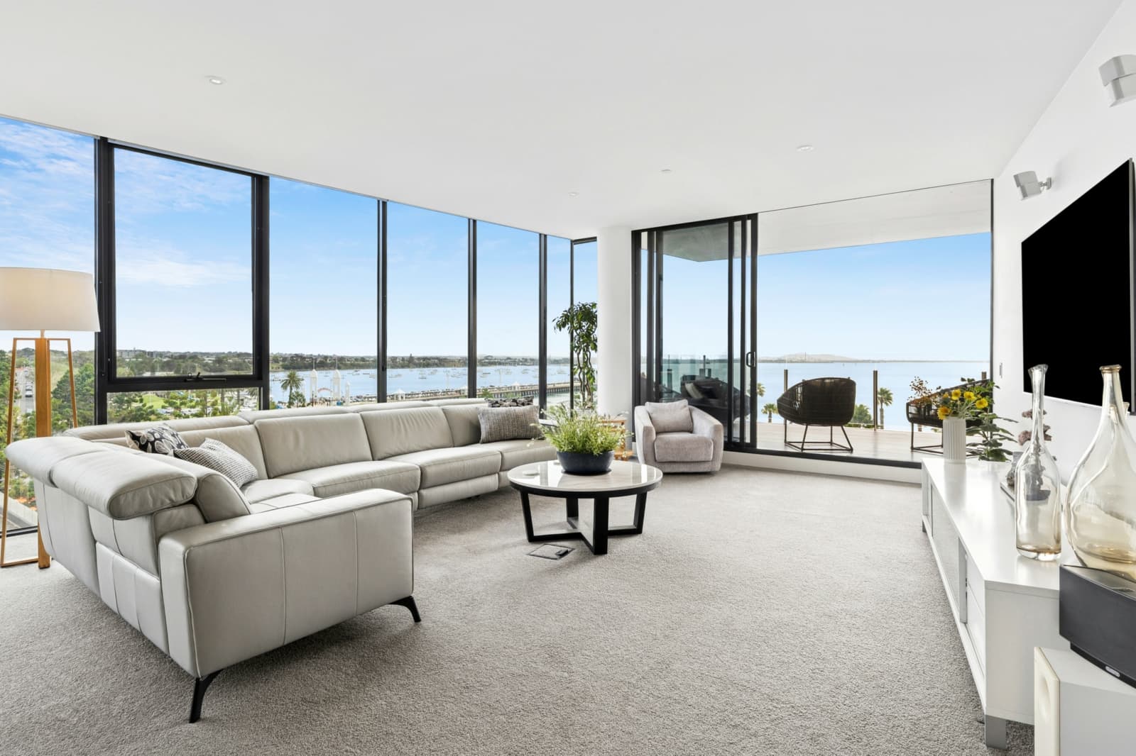 501/6-8 Eastern Beach Road, GEELONG, Geelong - Thumbnail 2