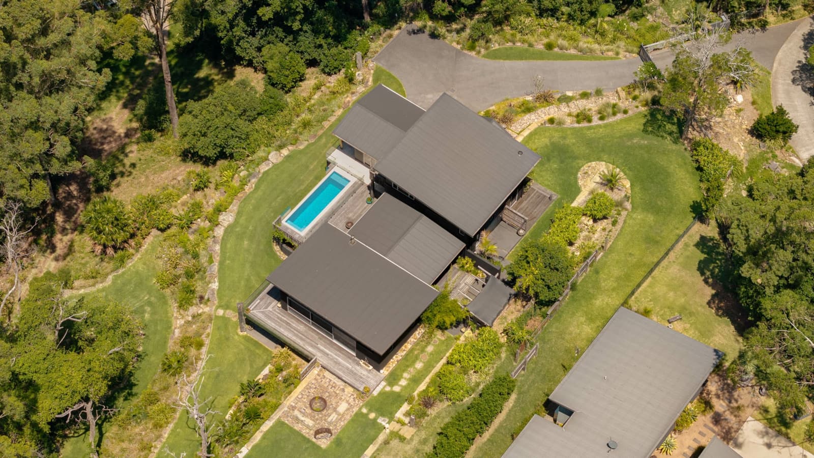 62 Armagh Parade, THIRROUL, Thirroul - Thumbnail 2