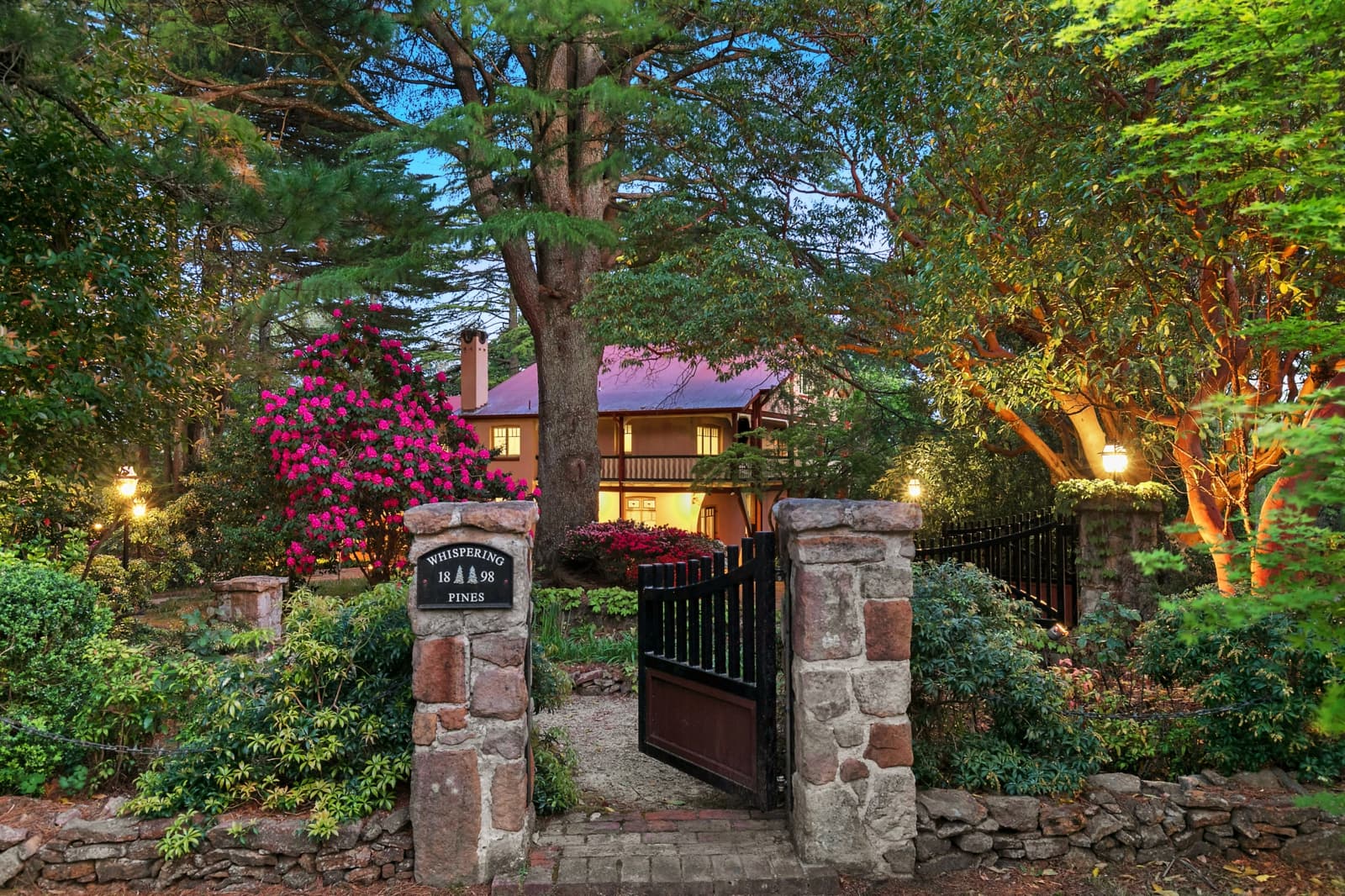 178-186 Falls Road, WENTWORTH FALLS, Wentworth Falls - Thumbnail 2