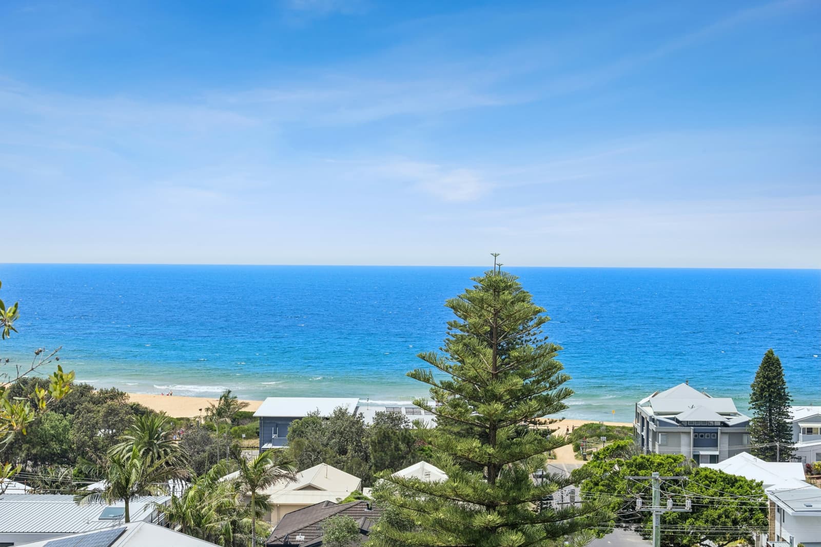 19 Dover Road, WAMBERAL, Wamberal - Thumbnail 3