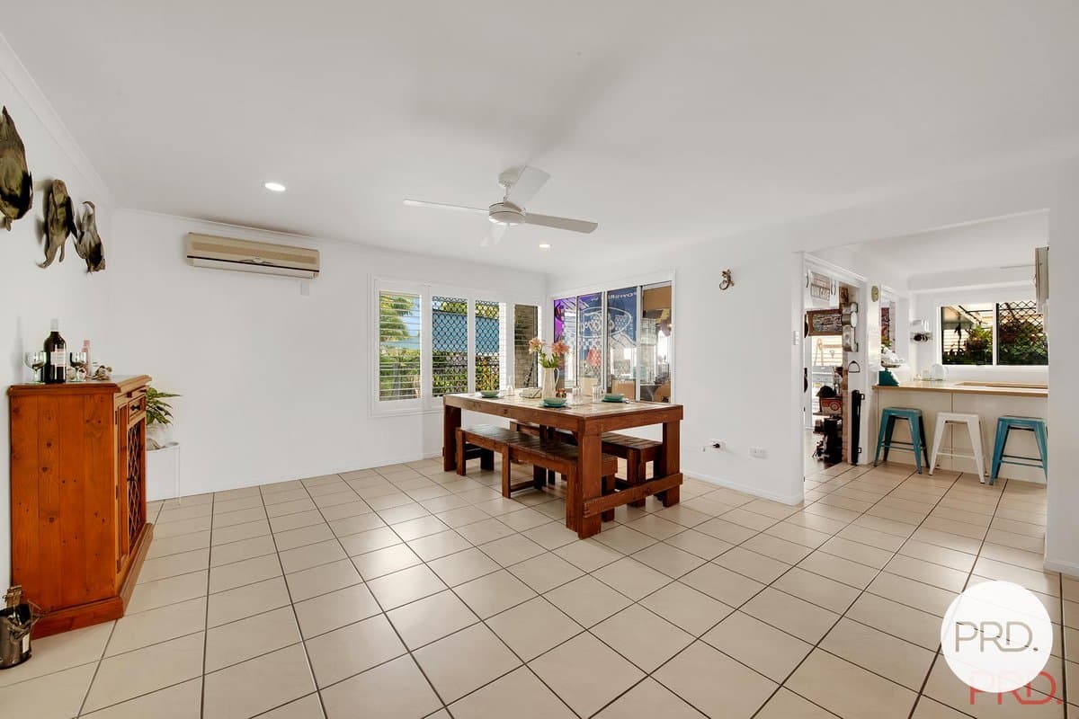 12 Douglas st, TANNUM SANDS QLD 4680, Tannum Sands - Thumbnail 5