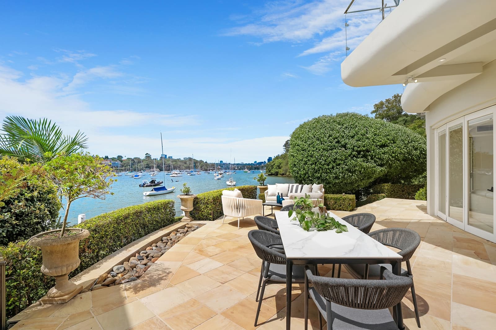 17 Crescent Street, HUNTERS HILL, Hunters Hill - Thumbnail 2