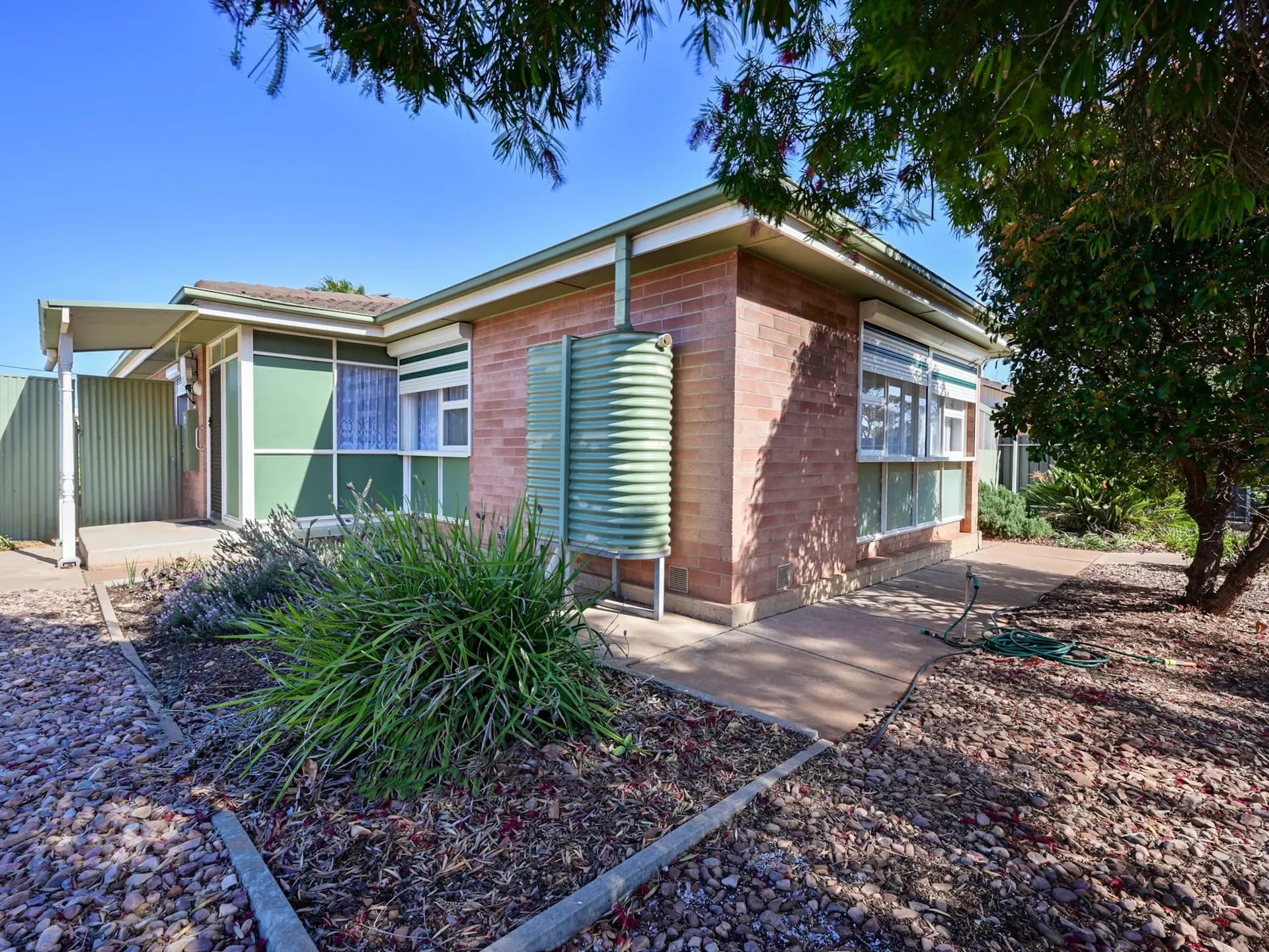 34 Shard Crescent, Whyalla Stuart, SA, 5608, Whyalla Stuart - Thumbnail 2