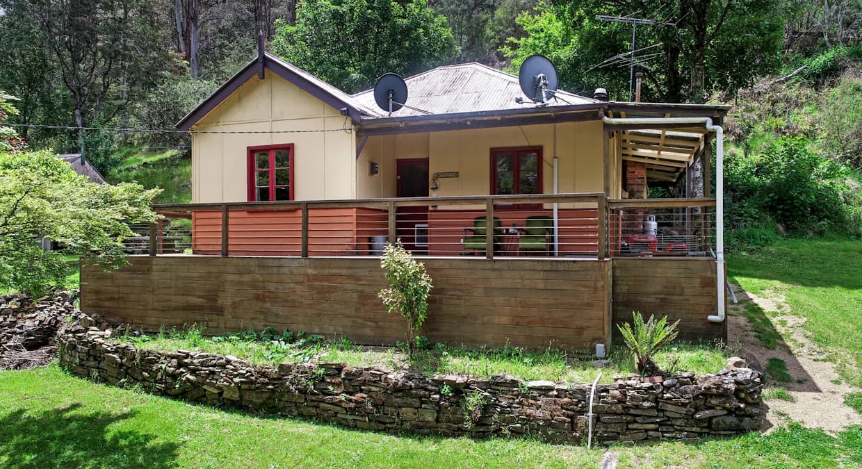1 Scott Street, Woods Point, VIC, 3723, Woods Point - Thumbnail 2