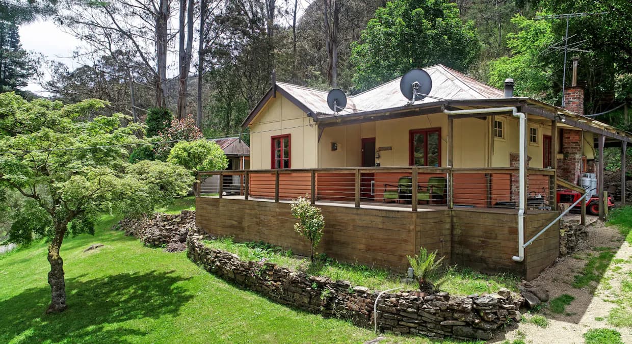 1 Scott Street, Woods Point, VIC, 3723, Woods Point - Thumbnail 3