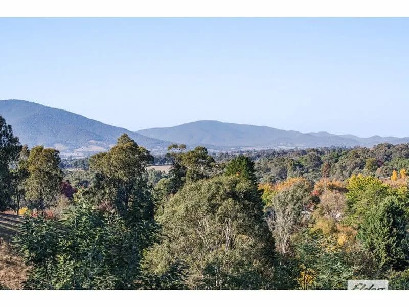 10 Mineral Lane, Yackandandah - Thumbnail 3