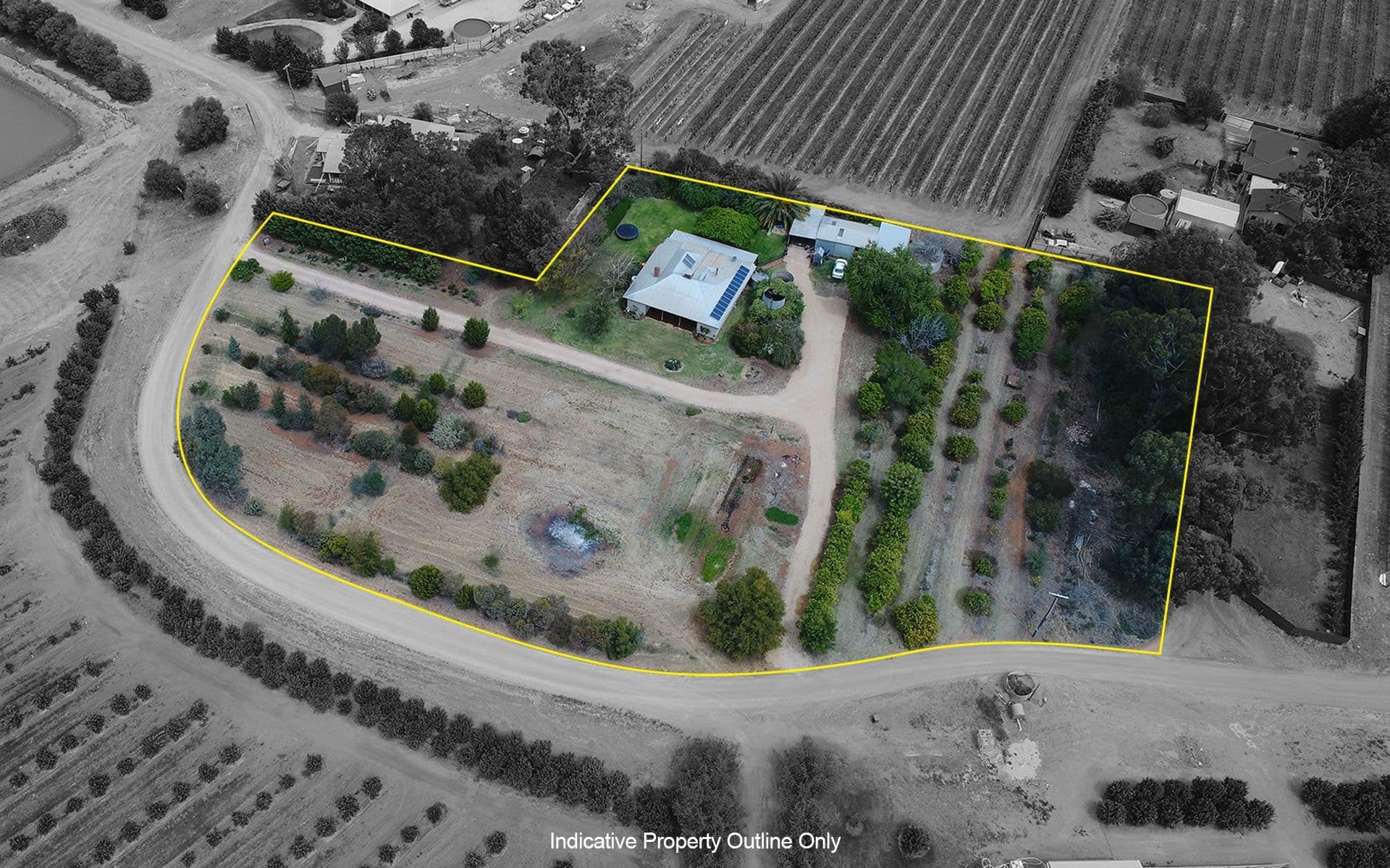 33 Hollins Road, Cardross - Thumbnail 2