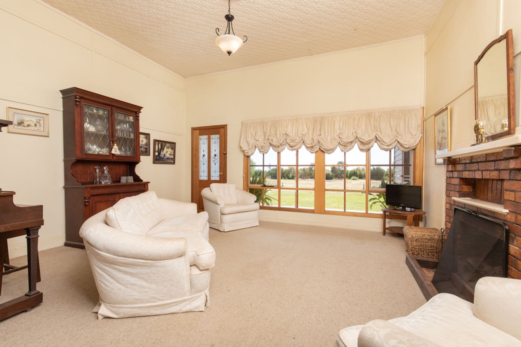 33 Hollins Road, Cardross - Thumbnail 4