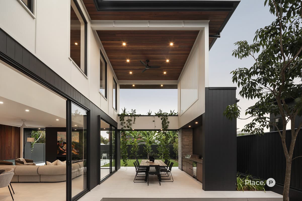 10 Akala Street, Camp Hill - Thumbnail 2