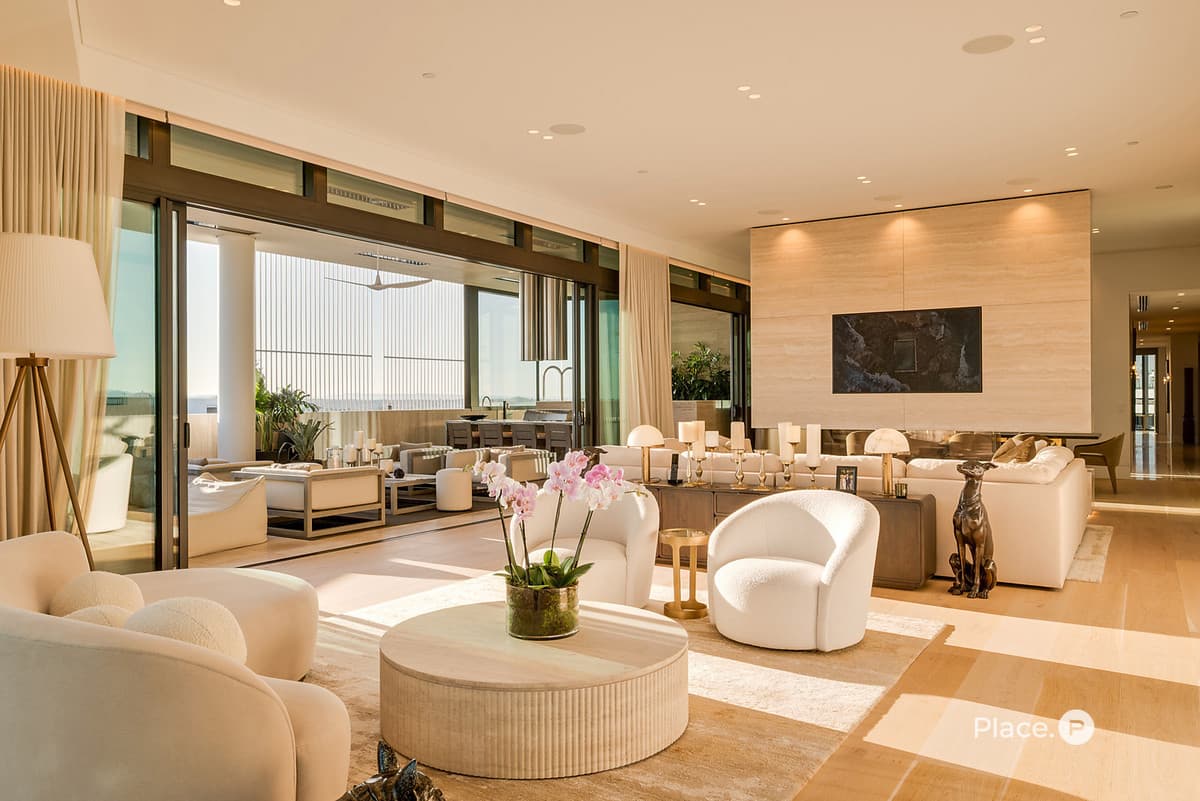20 Festival Place, Newstead - Image 1