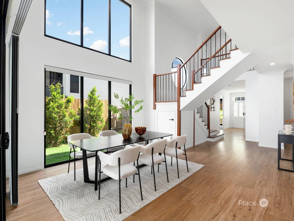 55 Whitworth Road, Cannon Hill - Thumbnail 2