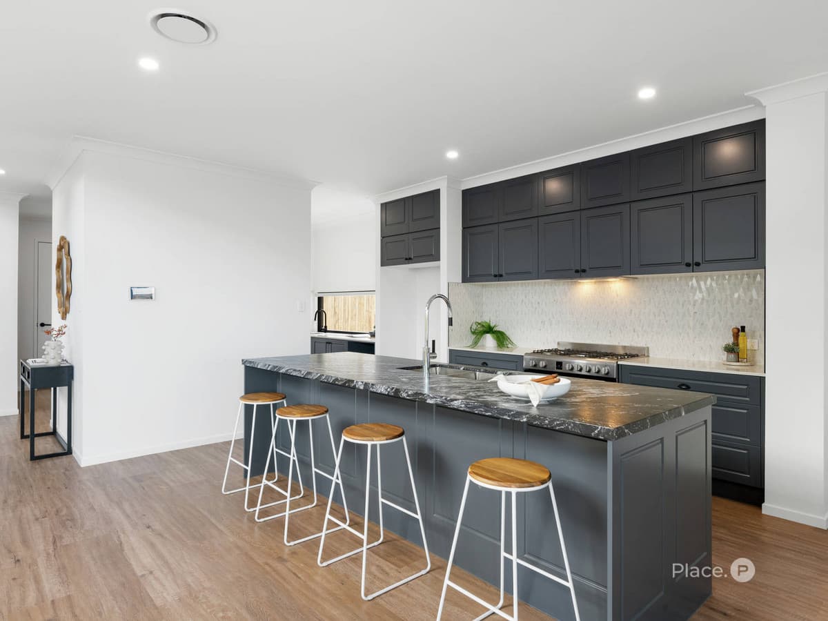55 Whitworth Road, Cannon Hill - Thumbnail 5