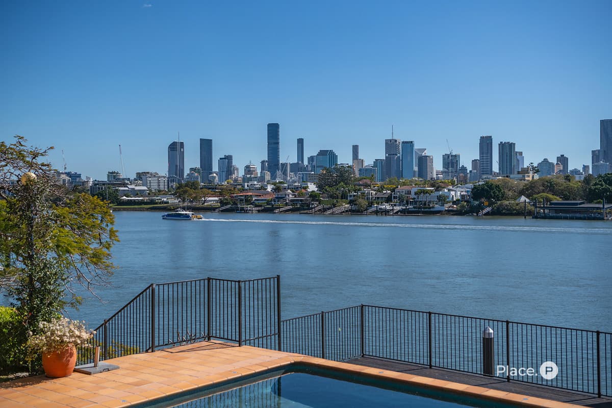130 Wynnum Road, Norman Park - Thumbnail 2