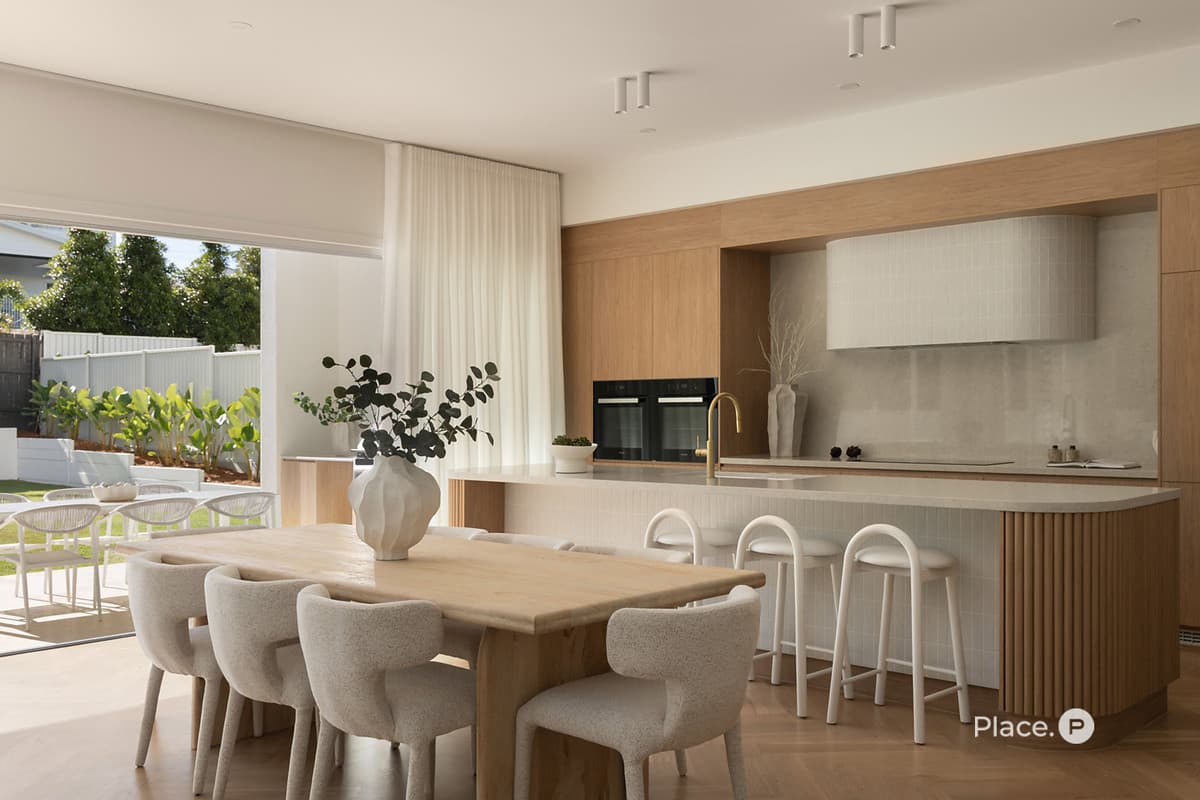 33 Zeehan Street, Wavell Heights - Thumbnail 4