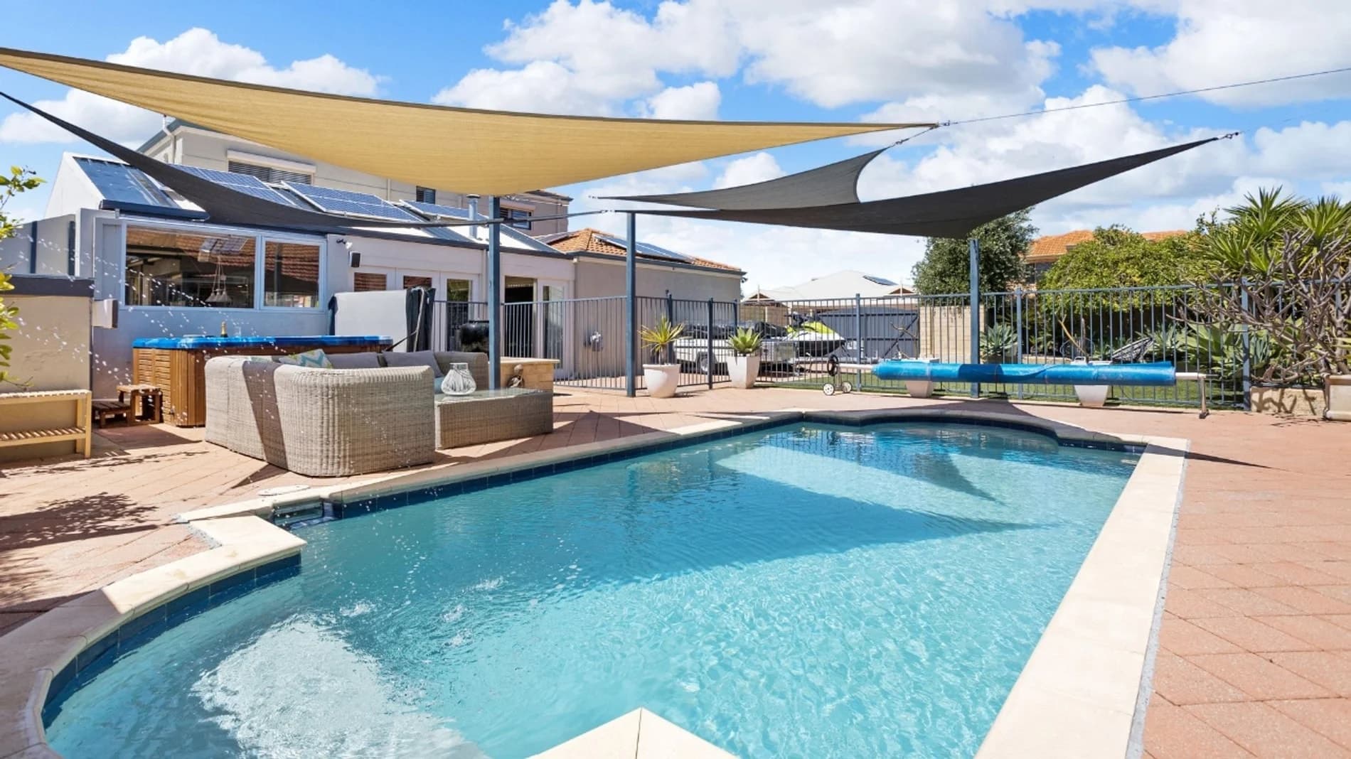 SOLD by Abi Hynes, 14 Marin Parade, Mindarie WA 6030, Mindarie - Thumbnail 6