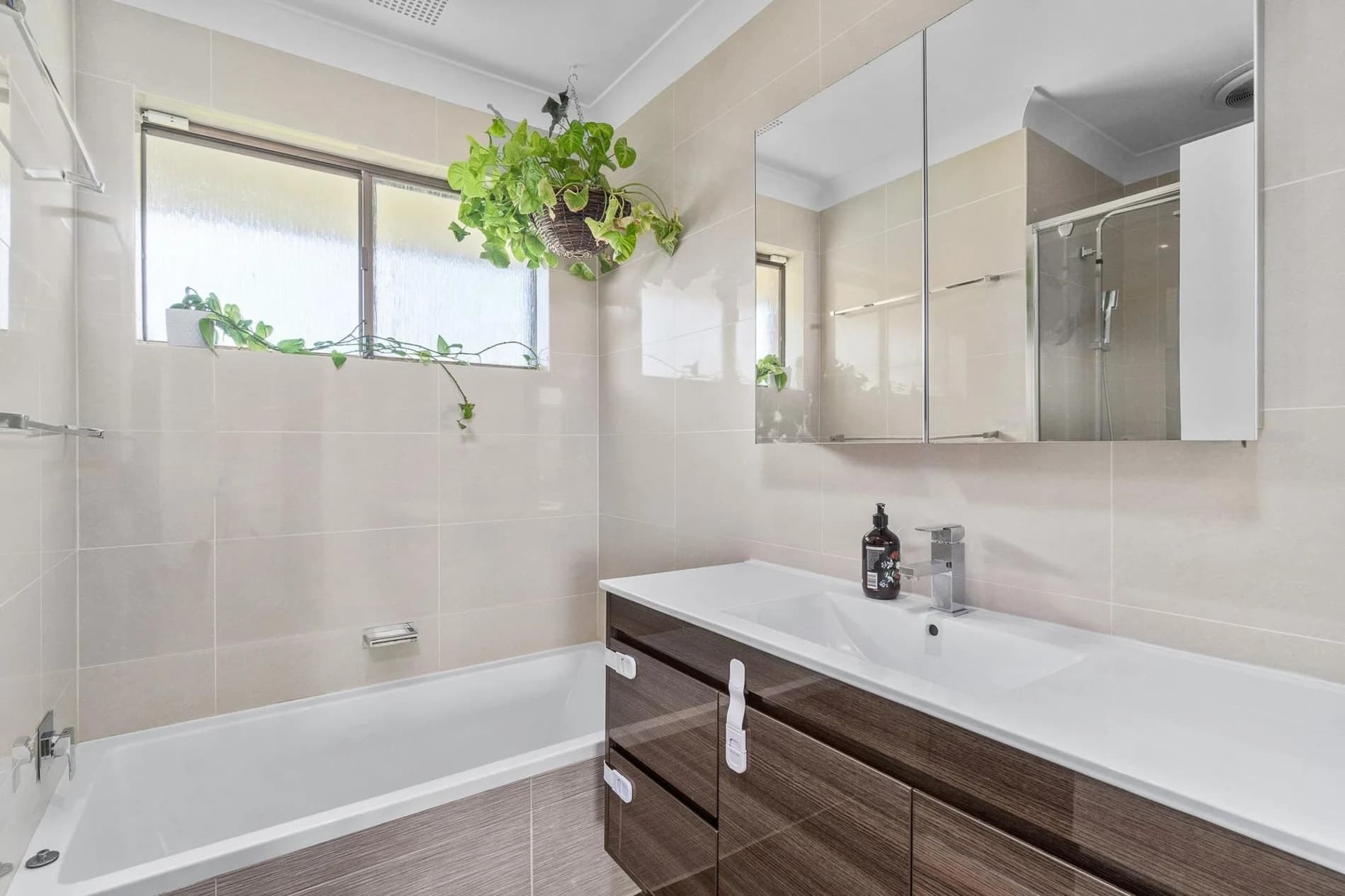 UNDER OFFER by Renee Gemmill, 64 Ellison Drive, Padbury WA 6025, Padbury - Thumbnail 6