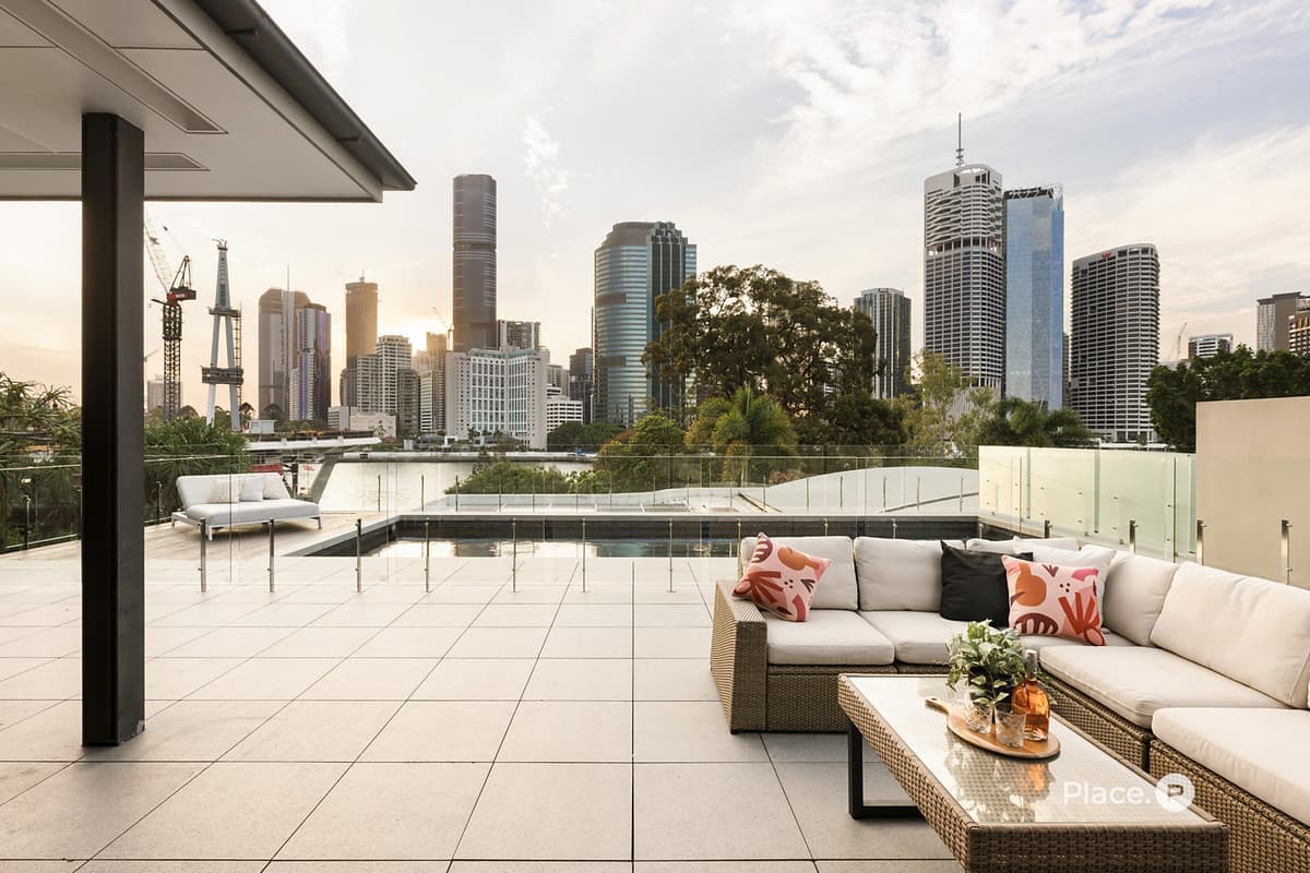 1 Scott Street, Kangaroo Point - Thumbnail 3