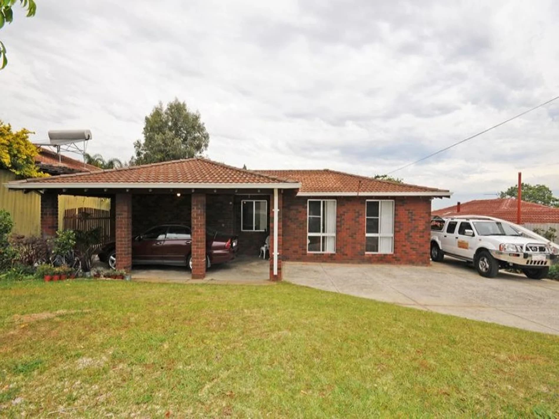 LAKE VIEWS, 29 Lalina Way, Wanneroo WA 6065, Wanneroo - Thumbnail 6