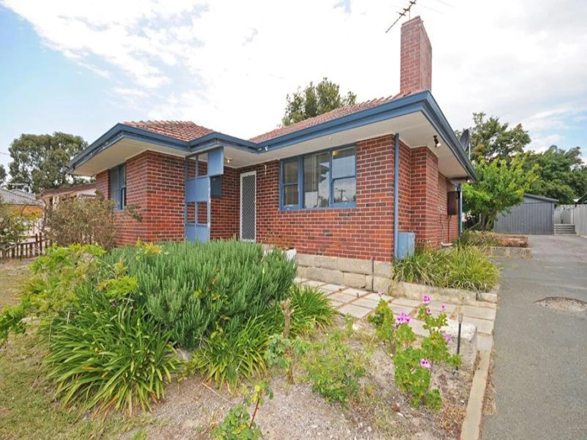 83 Eastdene Circle, Nollamara WA 6061, Nollamara - Thumbnail 7