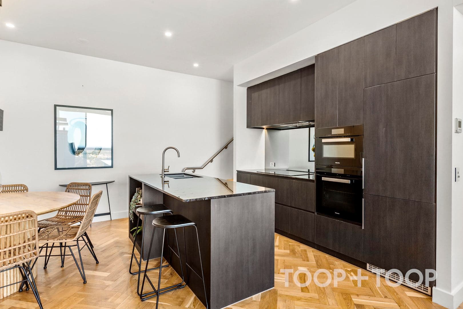 2605 / 421 King William Street, Adelaide SA 5000, Adelaide - Thumbnail 3