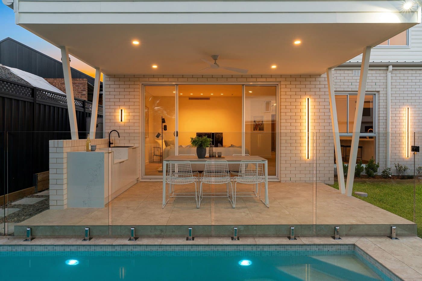 2b Bunarba Road, Gymea Bay - Thumbnail 2