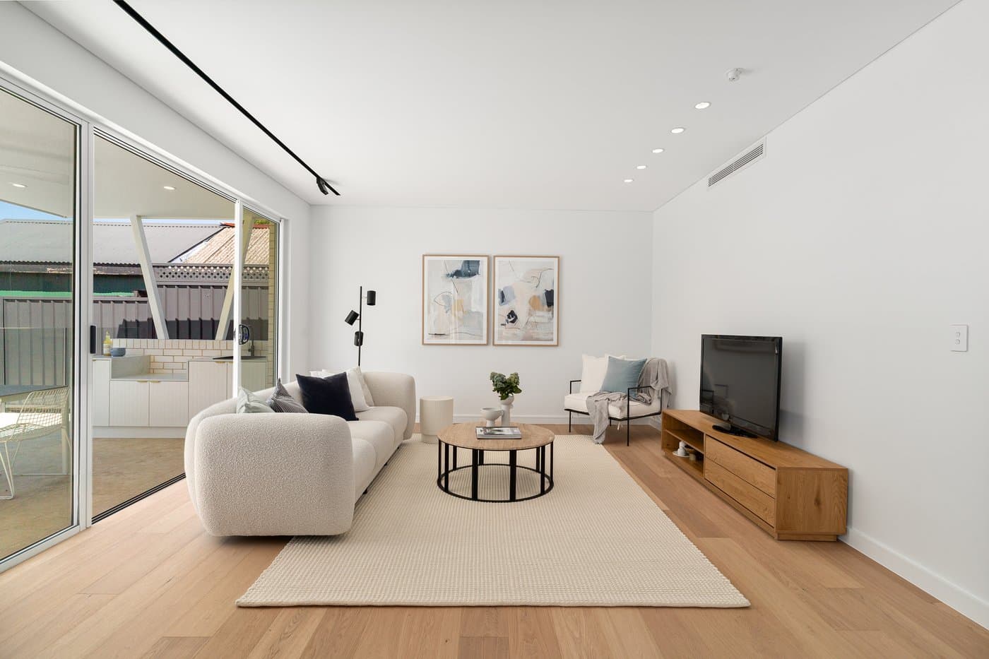 2b Bunarba Road, Gymea Bay - Thumbnail 3