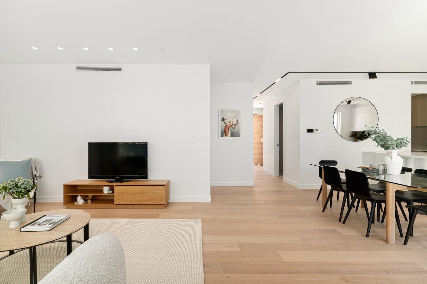 2b Bunarba Road, Gymea Bay - Thumbnail 4