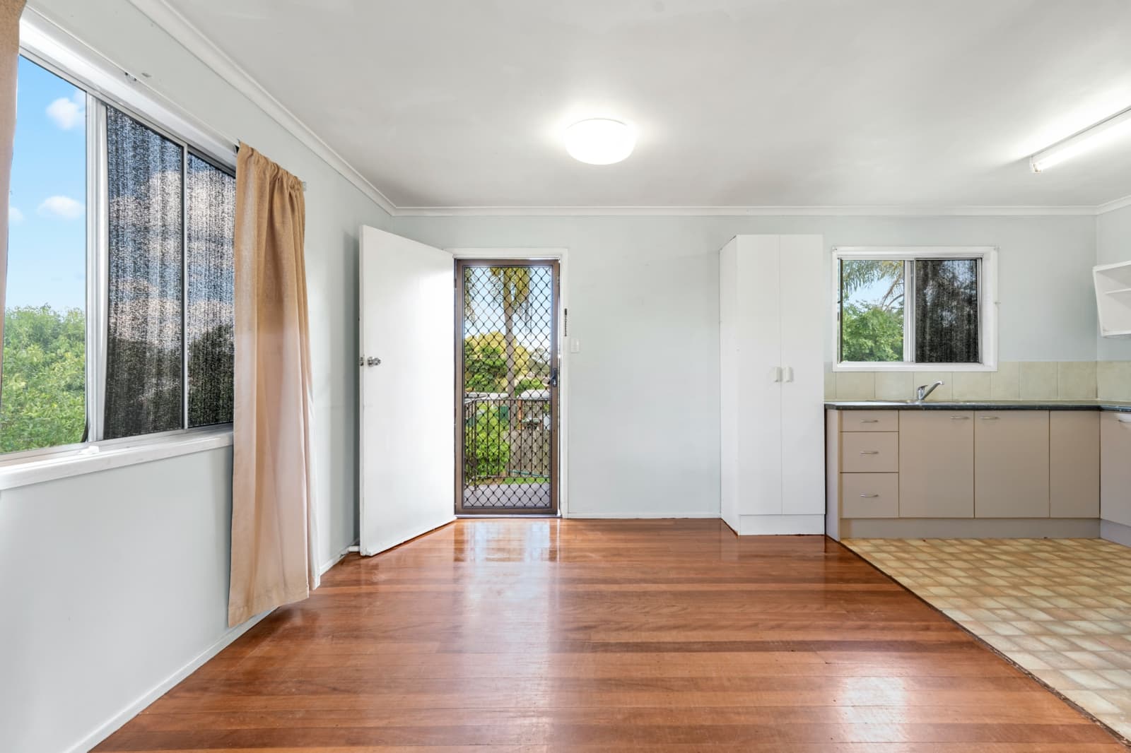 21 Coach Street, SLACKS CREEK, Slacks Creek - Thumbnail 7