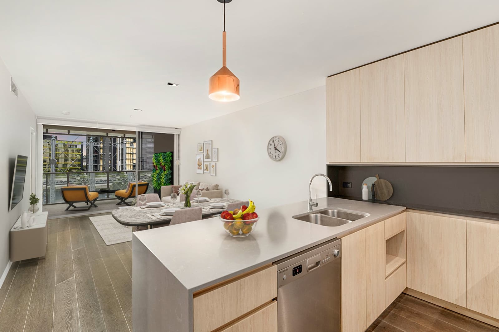 303/70 Longland Street, NEWSTEAD, Newstead - Image 1