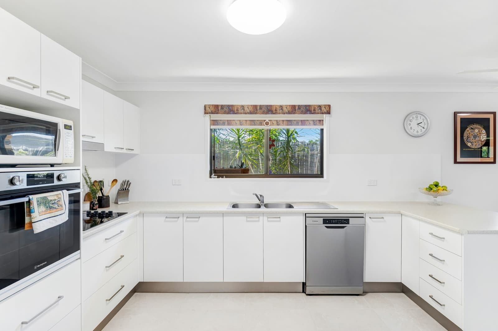 1 Yaraan Street, BRACKEN RIDGE, Bracken Ridge - Thumbnail 2