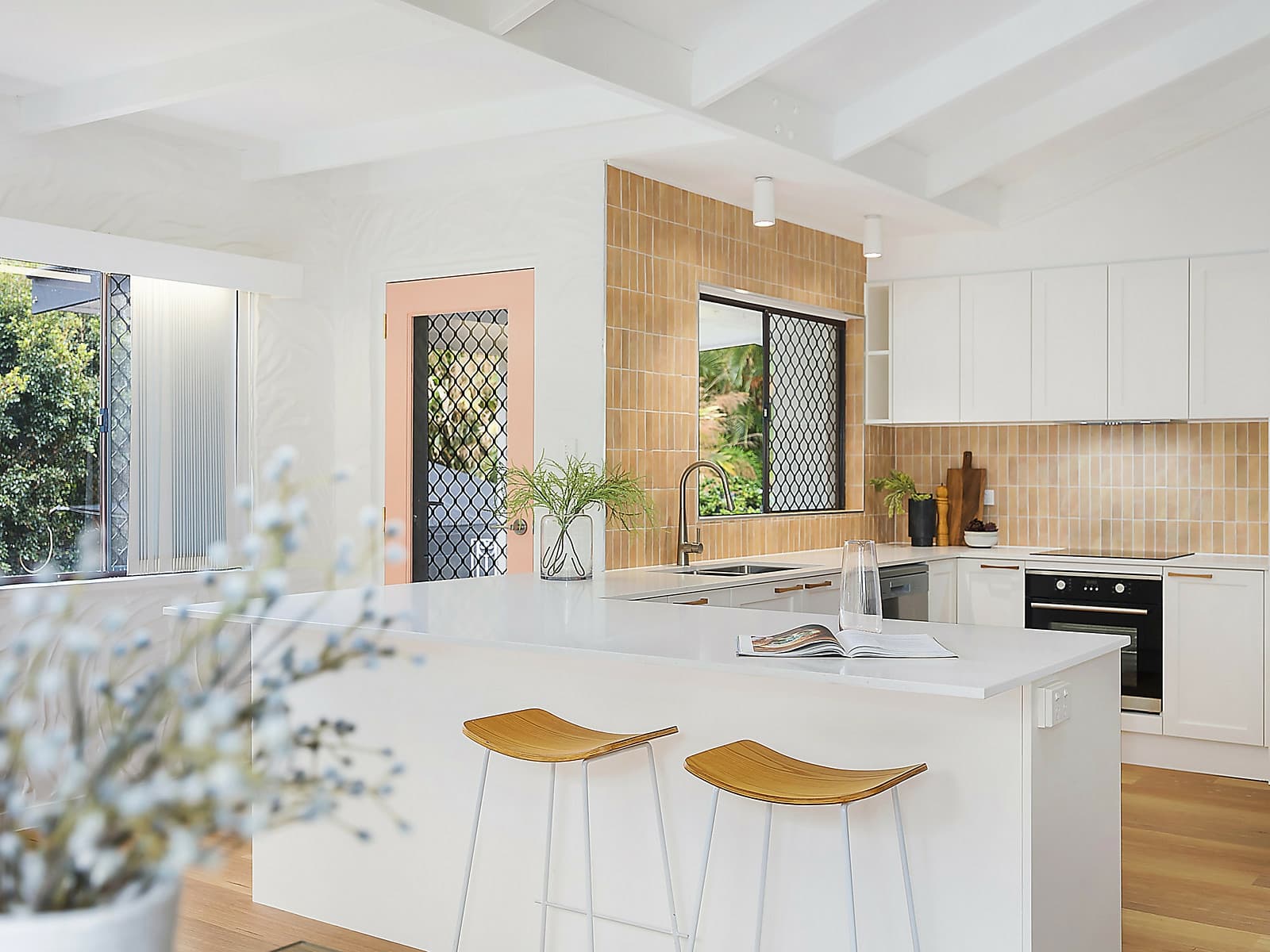 21 Eliza Way, MAROOCHYDORE, Maroochydore - Image 1