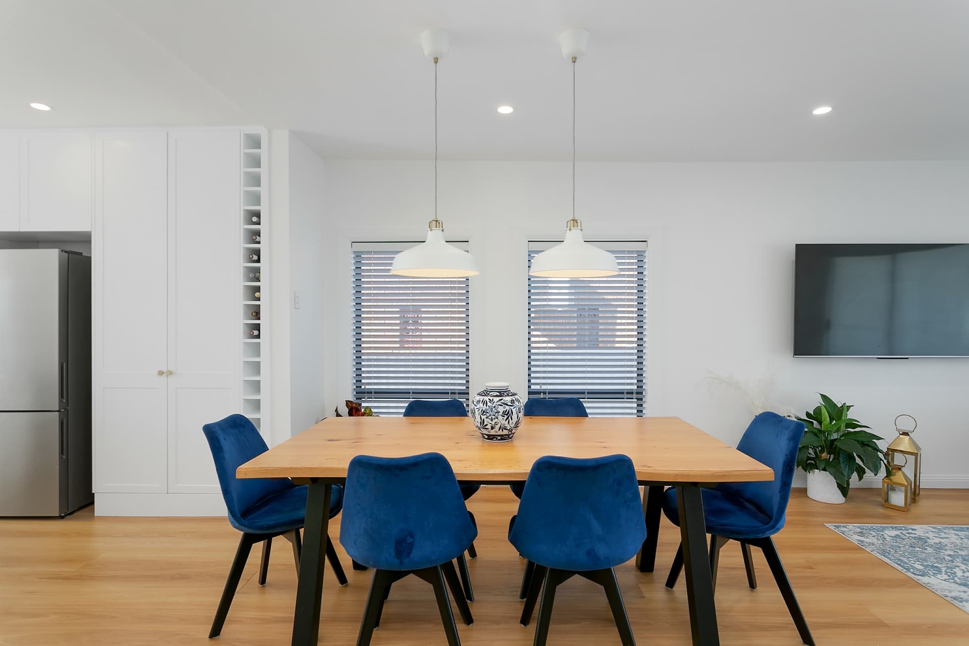 59 Robertson Road, KILLARNEY VALE, Killarney Vale - Thumbnail 2