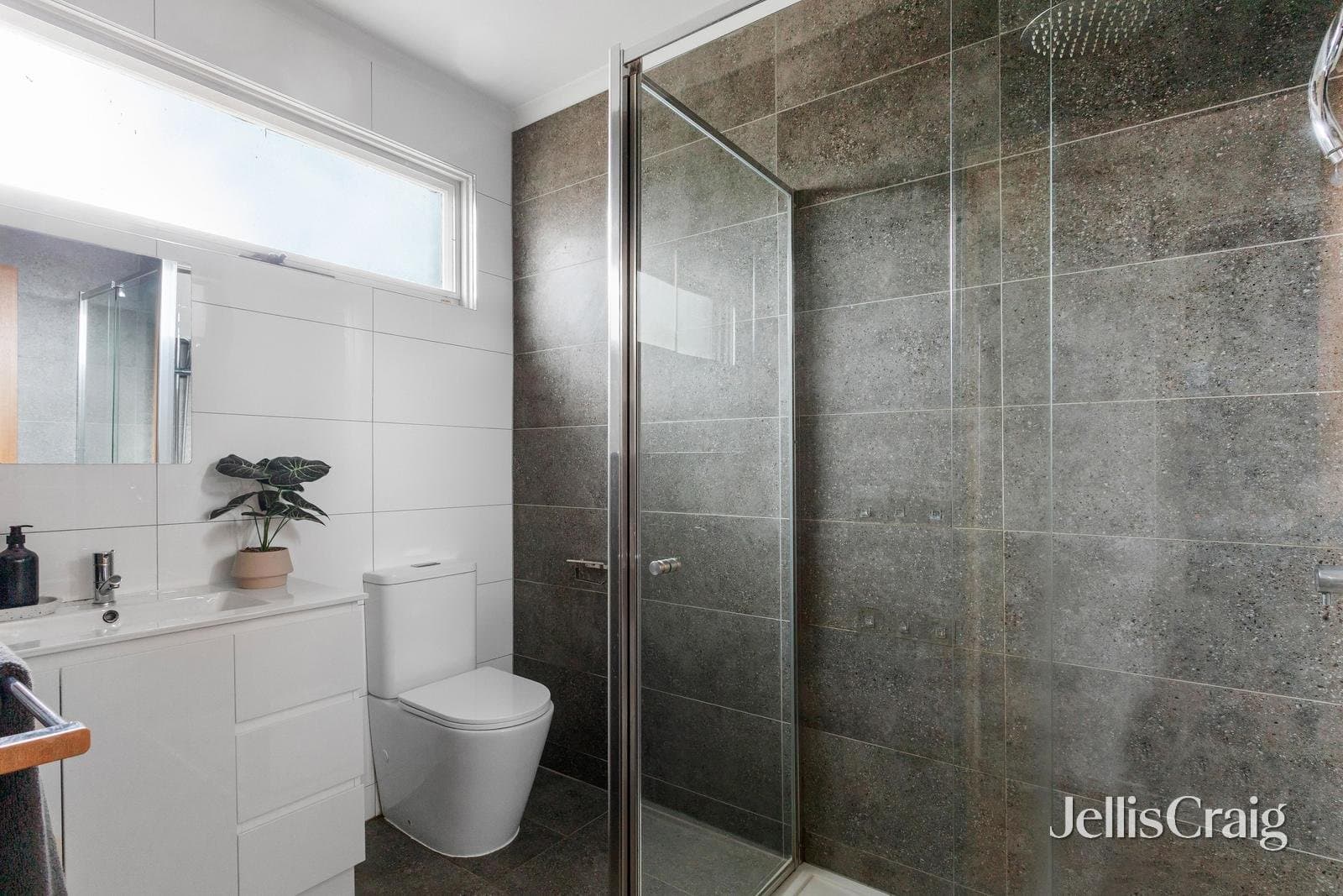 2/1 Neath Street, Surrey Hills, Surrey Hills - Thumbnail 7