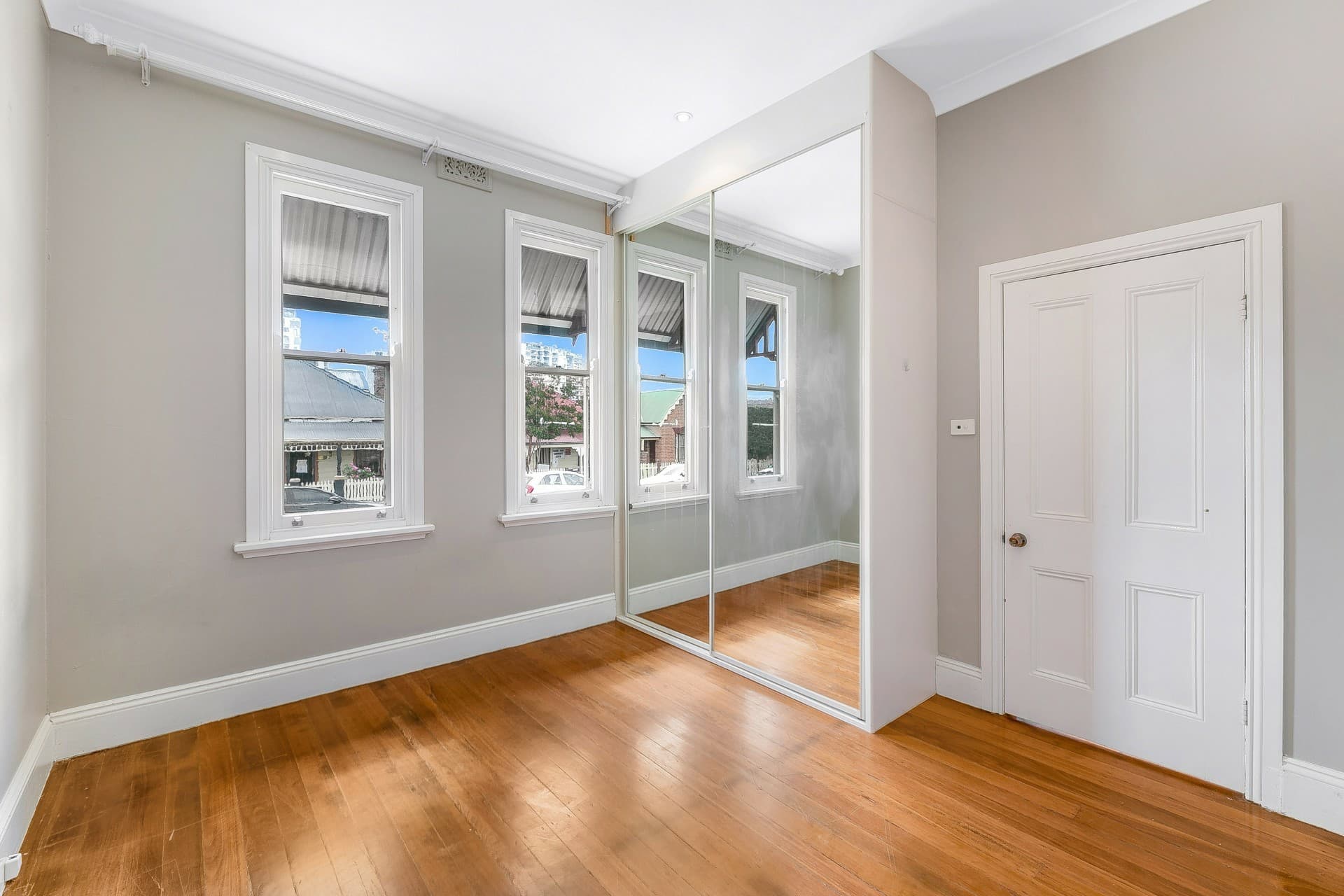 16 Albion Street, HARRIS PARK, Harris Park - Thumbnail 3