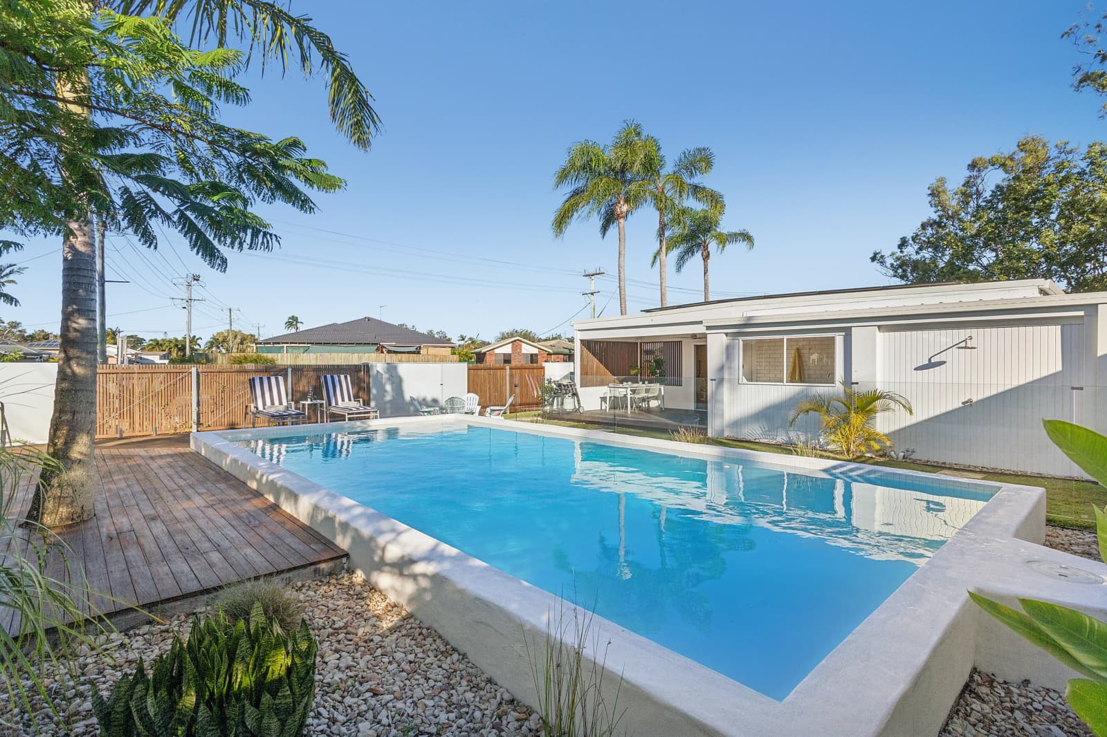 14 Lakes Drive, TWEED HEADS WEST, Tweed Heads West - Thumbnail 2
