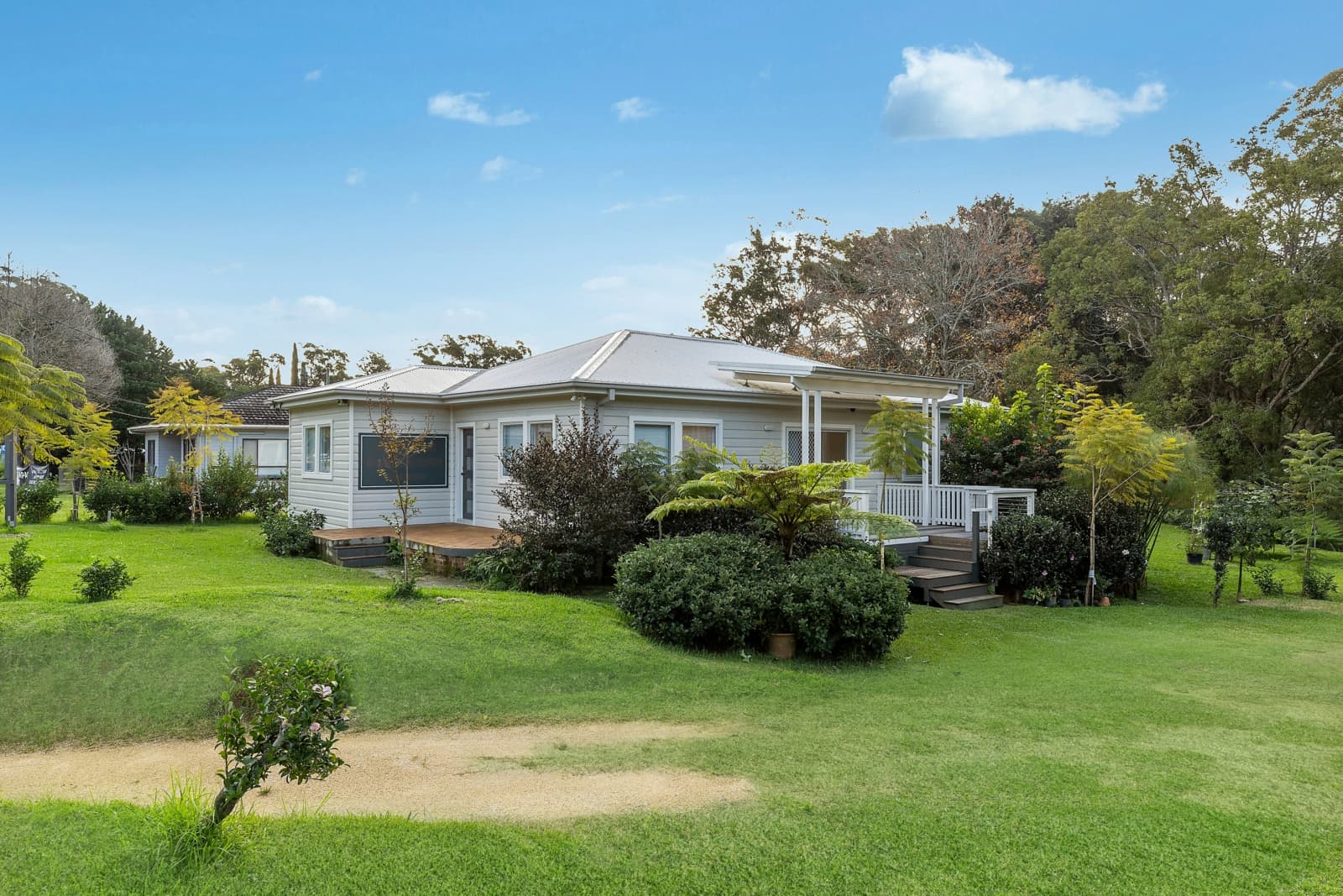 369 Terrigal Drive, ERINA, Erina - Image 1