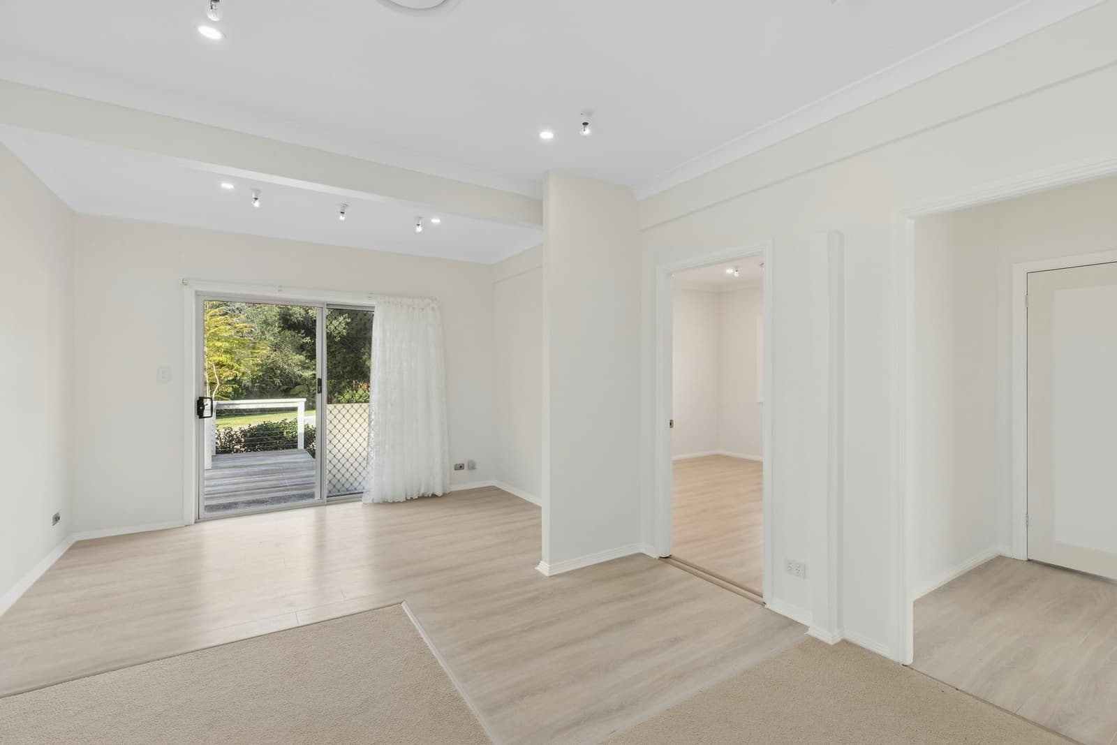 369 Terrigal Drive, ERINA, Erina - Thumbnail 3