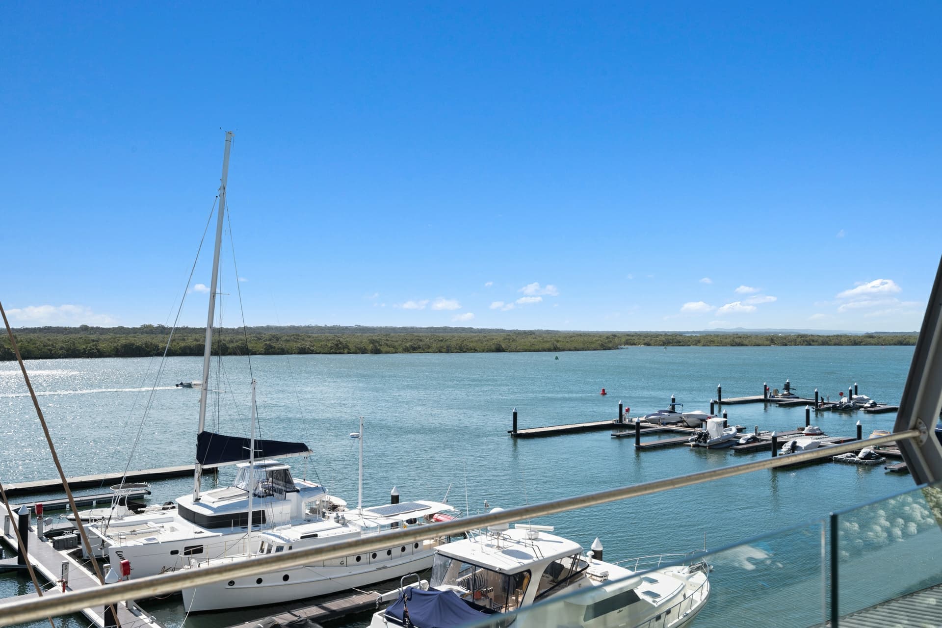 3307/4 Marina Promenade, PARADISE POINT, Paradise Point - Thumbnail 2