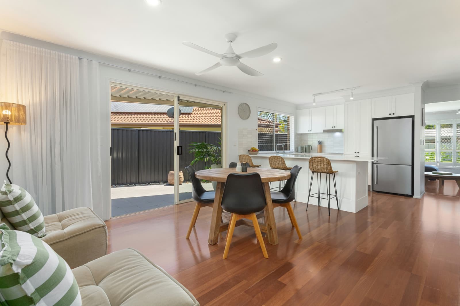 2/6 Carrisa Court, CURRUMBIN WATERS, Currumbin Waters - Image 1