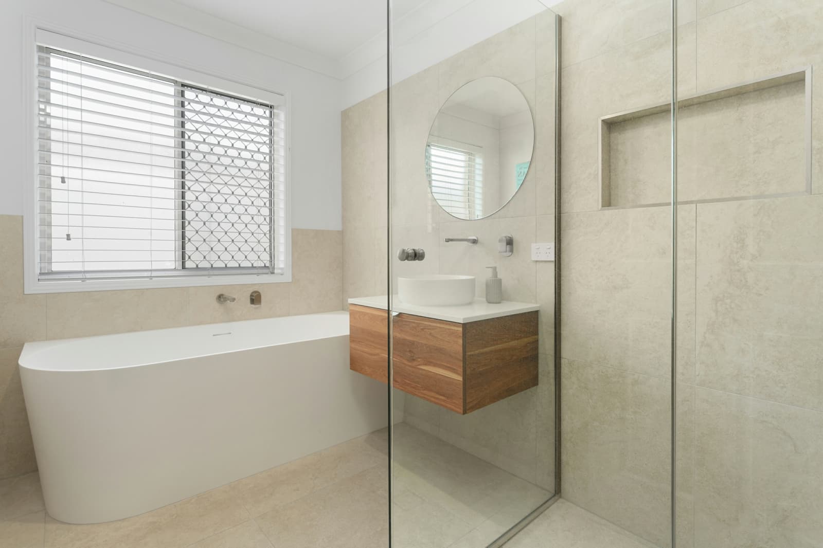 2/6 Carrisa Court, CURRUMBIN WATERS, Currumbin Waters - Thumbnail 5